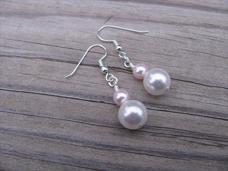 Pearl and Pale Pink Beaded Earrings