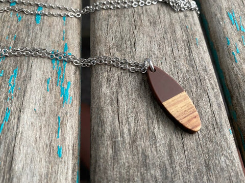 Wood and Brown Pendant Necklace