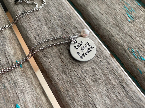 Inspiration Necklace "take a deep breath" with an accent bead in your choice of colors