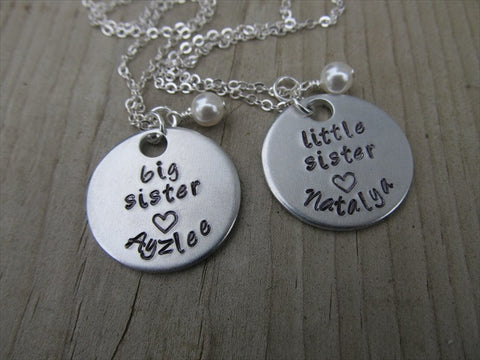 Personalized sister jewelry 2025