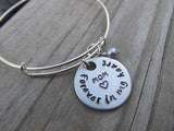Mom Memorial Bracelet- "Mom ♥ Forever in my heart" - Hand-Stamped Bracelet- Adjustable Bangle Bracelet with an accent bead of your choice